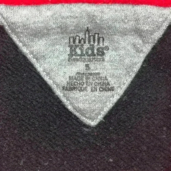 Kids Headquarters Firetruck hoodie sweatshirt size 5 - Picture 3 of 5